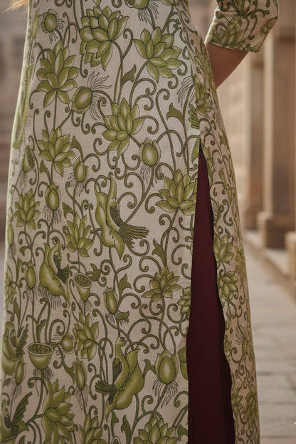 Green Floral & Bird Print Kalamkari Kurti (IB0232)